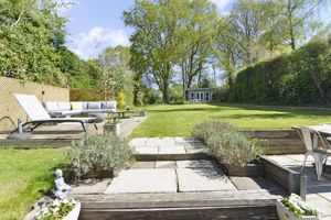 Photo 24- click for photo gallery